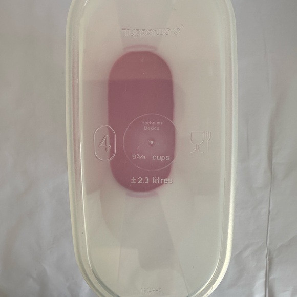 Tupperware Storage Container - Picture 5 of 5